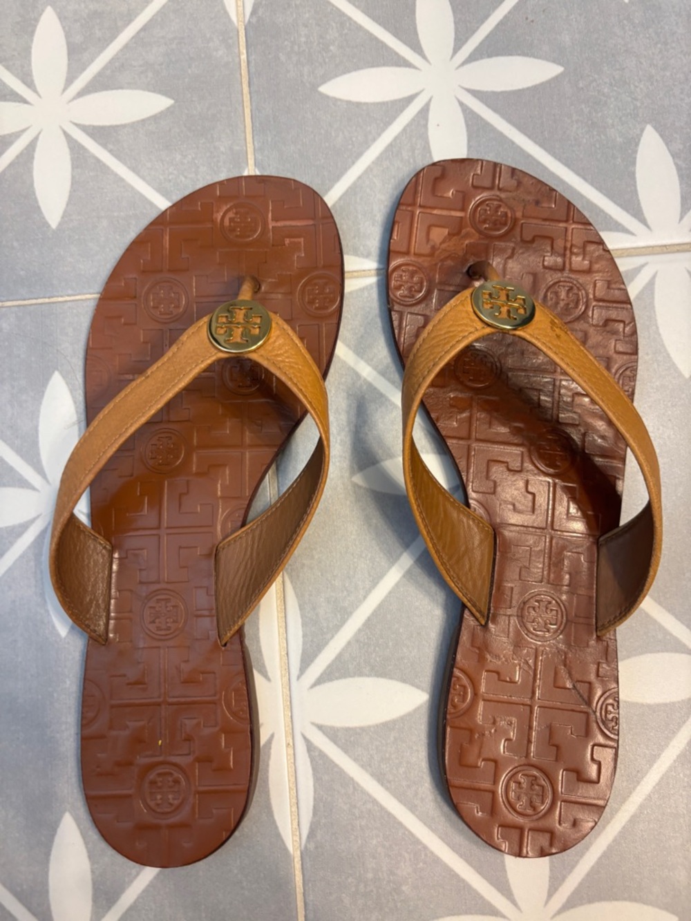 Tory Burch size 9